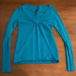 TakeOut Vneck Sweater Size S